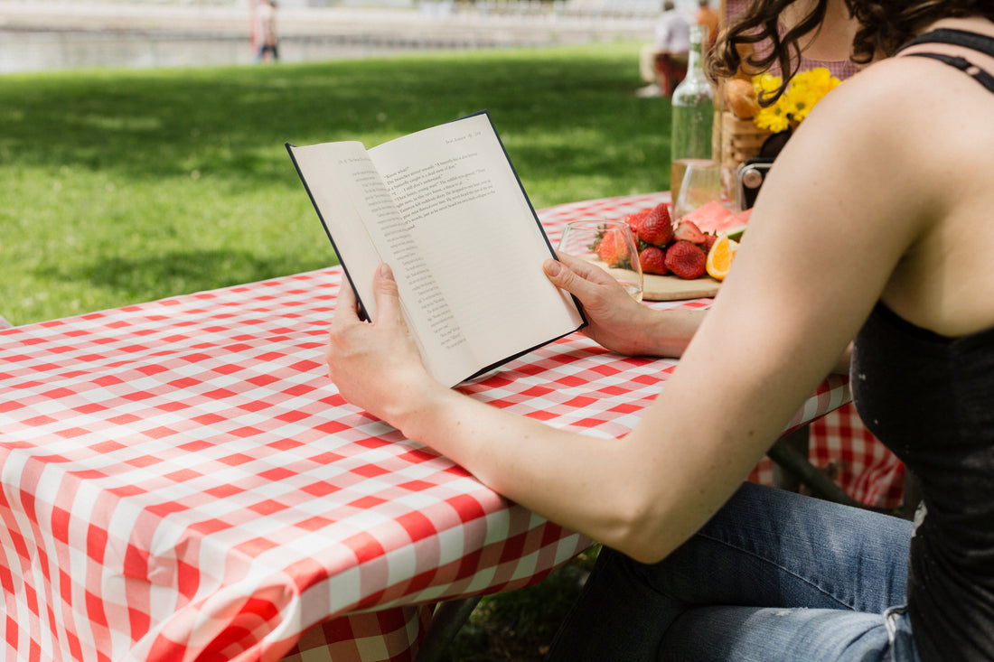 The Lesson Schools Missed: Why Financial Literacy is the Ultimate Gift for Your Teen 🌿